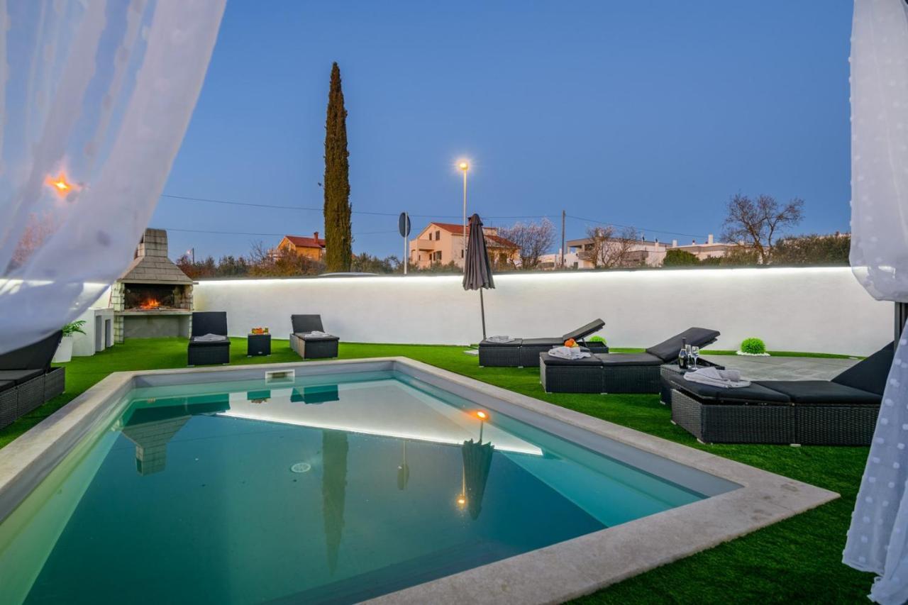 Complex Villa White Pula Exterior foto